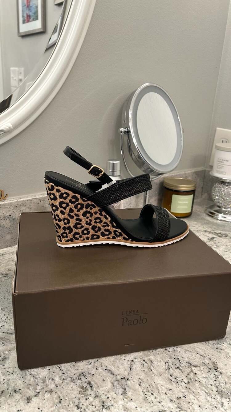 Linea Paolo Edith-L Wedge Sandal Size 9M Black Leopard